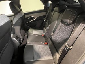Peugeot 3008 Hybrid 1.2 107KW Allure Exclusive eDCS6  - Foto 2