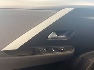 Opel Astra 1.2T XHT Hybrid 107kW Edition eDCT6  - Foto 2