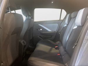 Opel Astra 1.2T XHT Hybrid 107kW Edition eDCT6  - Foto 2