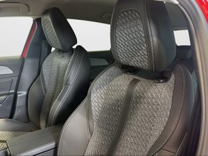 Peugeot 308 5P Allure Hybrid MHEV 145 e-DCS6  - Foto 2