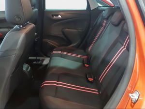 Peugeot 3008 Hybrid 300 e-EAT8 GT  - Foto 2