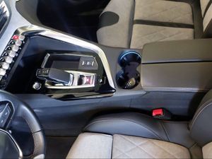 Peugeot 3008 Hybrid 300 e-EAT8 GT  - Foto 2