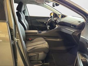 Peugeot 3008 1.2 PURETECH 96KW (130CV) ALLURE S&S  - Foto 2