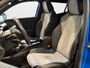 Peugeot e-2008 Eléctrico GT  - Foto 2