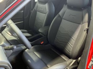 Jeep Avenger 1.2 G 74kW (100CV) Summit ICE  - Foto 2