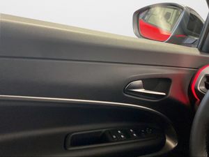 Jeep Avenger 1.2 G 74kW (100CV) Summit ICE  - Foto 2