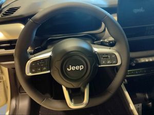 Jeep Avenger 1.2 eHybrid 81kW (110CV) Summit  - Foto 2