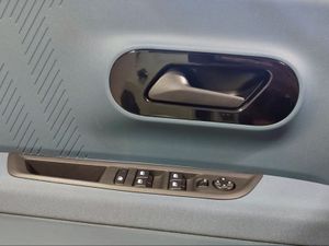 Fiat Grande Panda E ICON 44kWh 83kW (113cv)  - Foto 2