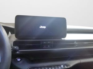 Jeep Avenger 1.2 eHybrid 4xe 107kW (145CV) Overland  - Foto 2