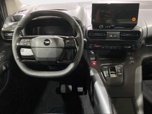Opel Combo Ultimate 130 Cv 1.5 Automático  - Foto 2