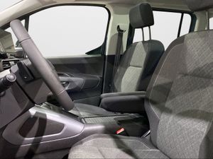 Opel Combo Ultimate 130 Cv 1.5 Automático  - Foto 2