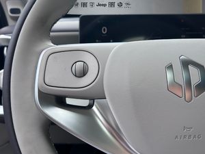 Leapmotor B10  B10 BEV 67.1kWh  Auto DesignProMax  - Foto 17