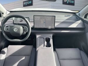 Leapmotor C10  C10 REEV 28.4 kWh  Auto Design  - Foto 9