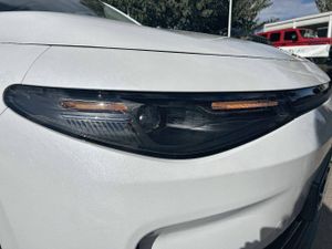 Leapmotor C10  C10 REEV 28.4 kWh  Auto Design  - Foto 17
