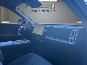 Leapmotor B10  B10 BEV 67.1kWh  Auto DesignProMax  - Foto 14