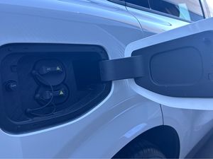 Leapmotor B10  B10 BEV 67.1kWh  Auto DesignProMax  - Foto 30