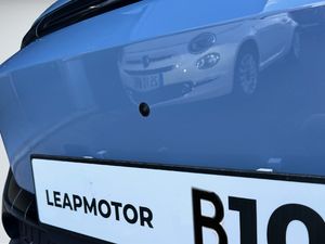 Leapmotor B10  B10 BEV 56.2kWh  Auto LifePro  - Foto 31