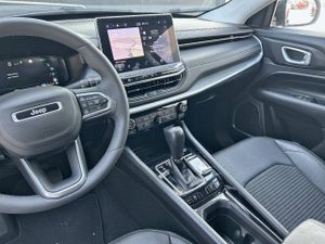 Jeep Compass  4Xe 1.3 PHEV 140kW(190CV)  AT AWD Limited  - Foto 23