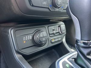 Jeep Renegade  4xe 1.3 PHEV 177 kW(240CV)  AT Upland  - Foto 22