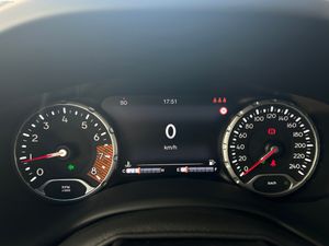 Jeep Renegade   1.0 Gasolina 88 kW (120 CV) Limited  - Foto 17