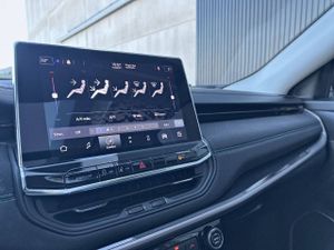 Jeep Compass  eHybrid 1.5 MHEV 96kW  Dct Upland  - Foto 18