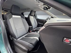 Opel Frontera  1.2T XHT Hybrid eDCT6 107kW GS  - Foto 13