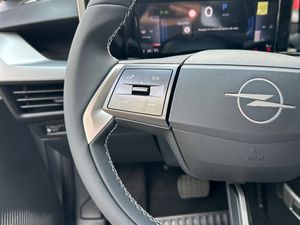 Opel Frontera  1.2T XHT Hybrid eDCT6 81kW GS  - Foto 17