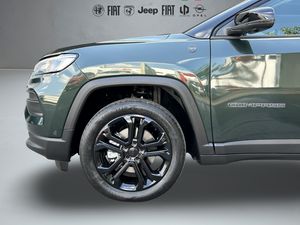 Jeep Compass  eHybrid 1.5 MHEV 130HP  DCT North Star  - Foto 12