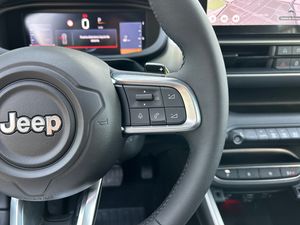 Jeep Avenger  1.2 eHybrid 81kW (110CV) Summit  - Foto 18