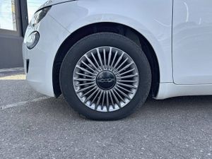 Fiat 500   3+1 320km 85kW (118CV) Icon  - Foto 12