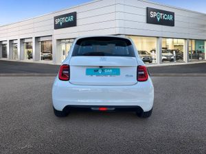 Fiat 500   3+1 320km 85kW (118CV) Icon  - Foto 6