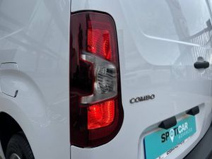 Opel Combo Cargo  Cargo L 650kg Diesel 1.5 100HP S&S MT E6 -  - Foto 19