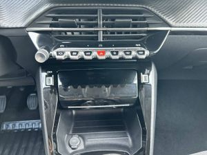 Peugeot 208   Gasolina 100 S&S 6 Vel. MAN Allure  - Foto 23
