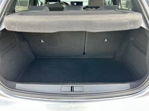 Peugeot 208   Gasolina 100 S&S 6 Vel. MAN Allure  - Foto 8
