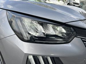 Peugeot 208   Gasolina 100 S&S 6 Vel. MAN Allure  - Foto 17