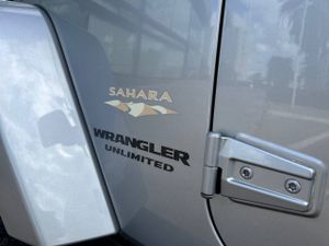 Jeep Wrangler  3.6 V6  Auto Sahara  - Foto 29
