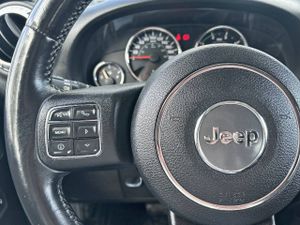 Jeep Wrangler  3.6 V6  Auto Sahara  - Foto 18