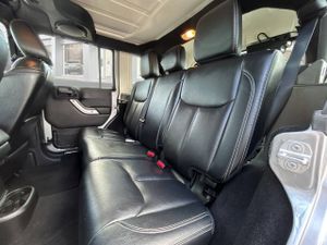 Jeep Wrangler  3.6 V6  Auto Sahara  - Foto 11