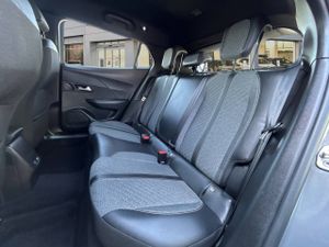 Peugeot 2008   Gasolina 100 S&S 6 Vel. MAN Allure  - Foto 11