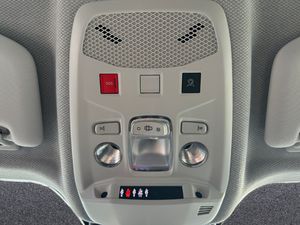Jeep Avenger  1.2 eHybrid 74kW (100CV) Altitude  - Foto 31