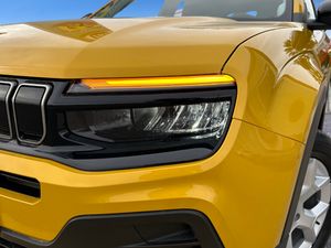 Jeep Avenger  1.2 eHybrid 74kW (100CV) Altitude  - Foto 35