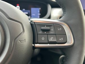 Jeep Avenger  1.2 eHybrid 74kW (100CV) Altitude  - Foto 24