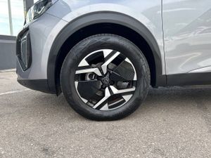 Peugeot 2008   Puretech 130 S&S EAT8 Allure  - Foto 12