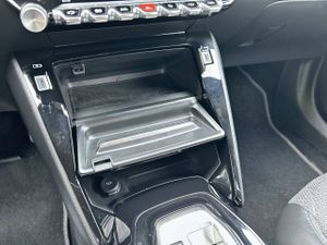 Peugeot 2008   Puretech 130 S&S EAT8 Allure  - Foto 25