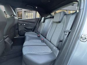 Peugeot 2008  N2008  Hybrid 136 eDCS6 Allure  - Foto 11