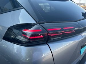 Peugeot 2008  N2008  Hybrid 136 eDCS6 Allure  - Foto 19