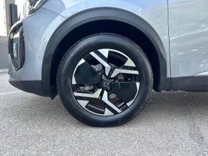 Peugeot 2008  N2008  Hybrid 136 eDCS6 Allure  - Foto 12