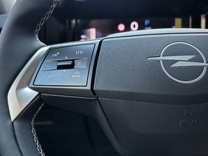 Opel Frontera  54kWh  Extended Range Edition  - Foto 18