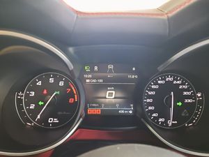 Alfa Romeo Stelvio  2.9 Gasolina 375kW (510CV) Quadrifogl Q4 Quadrifoglio  - Foto 11