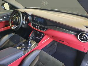 Alfa Romeo Stelvio  2.9 Gasolina 375kW (510CV) Quadrifogl Q4 Quadrifoglio  - Foto 9